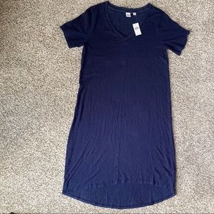 NWT GAP V-Neck T-Shirt Dress